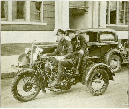 hist_moto_HDservicarPolice1934