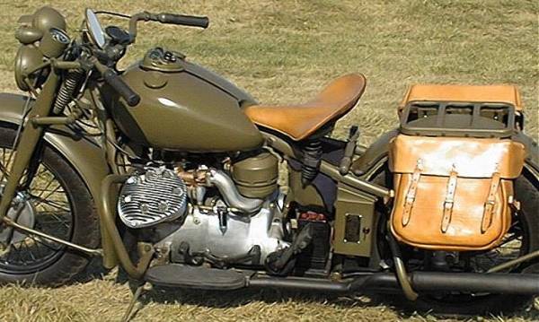 hist_moto_Indian841a